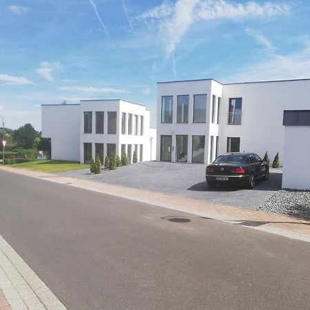 Eifel24, Neues Und Barrierefreies Appartement Mit Terrasse Schwirzheim Екстер'єр фото